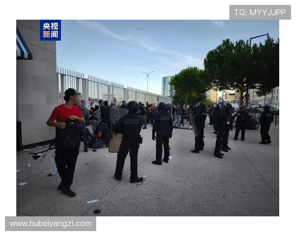 诺坎普施工工人现肺结核病例 约50人抗议要求改善工作环境